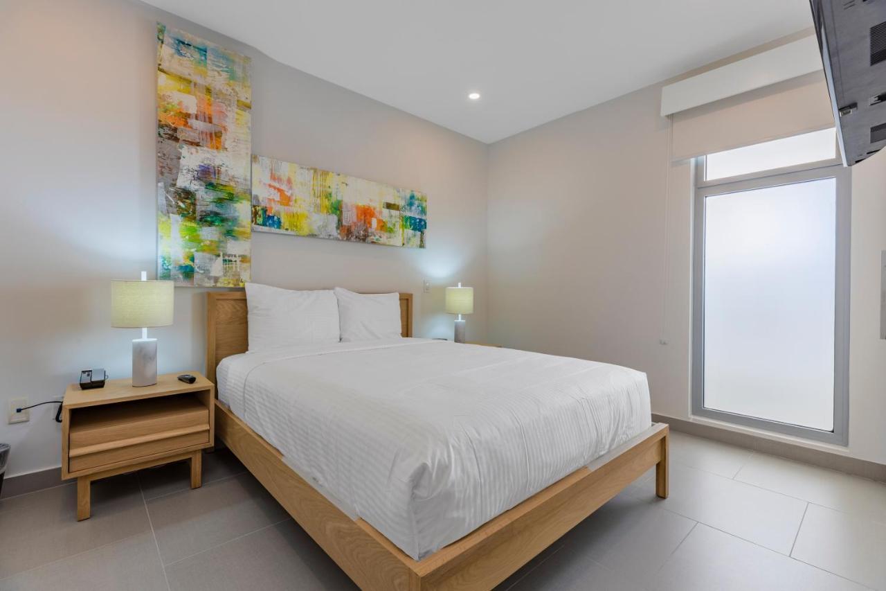Azure Beach Residences Palm Beach Luaran gambar