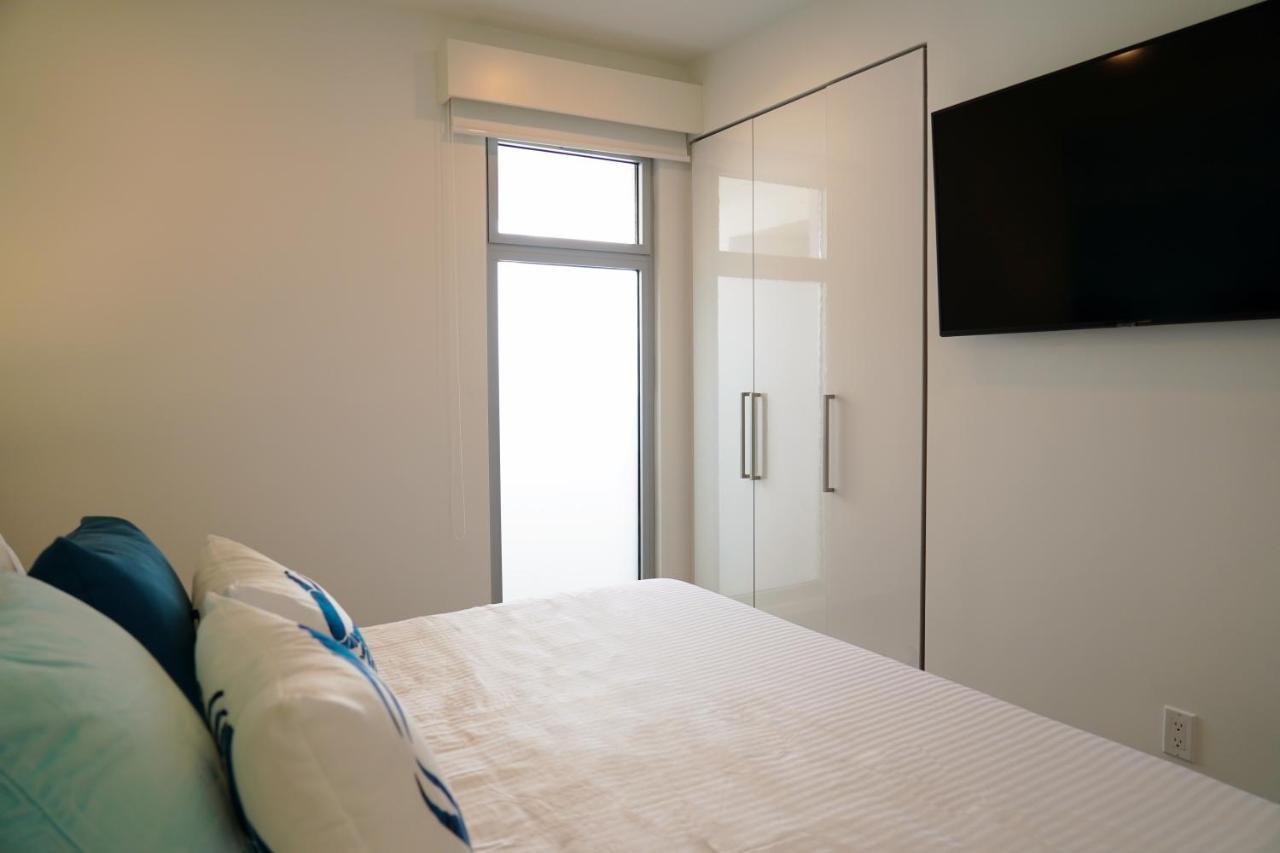 Azure Beach Residences Palm Beach Luaran gambar
