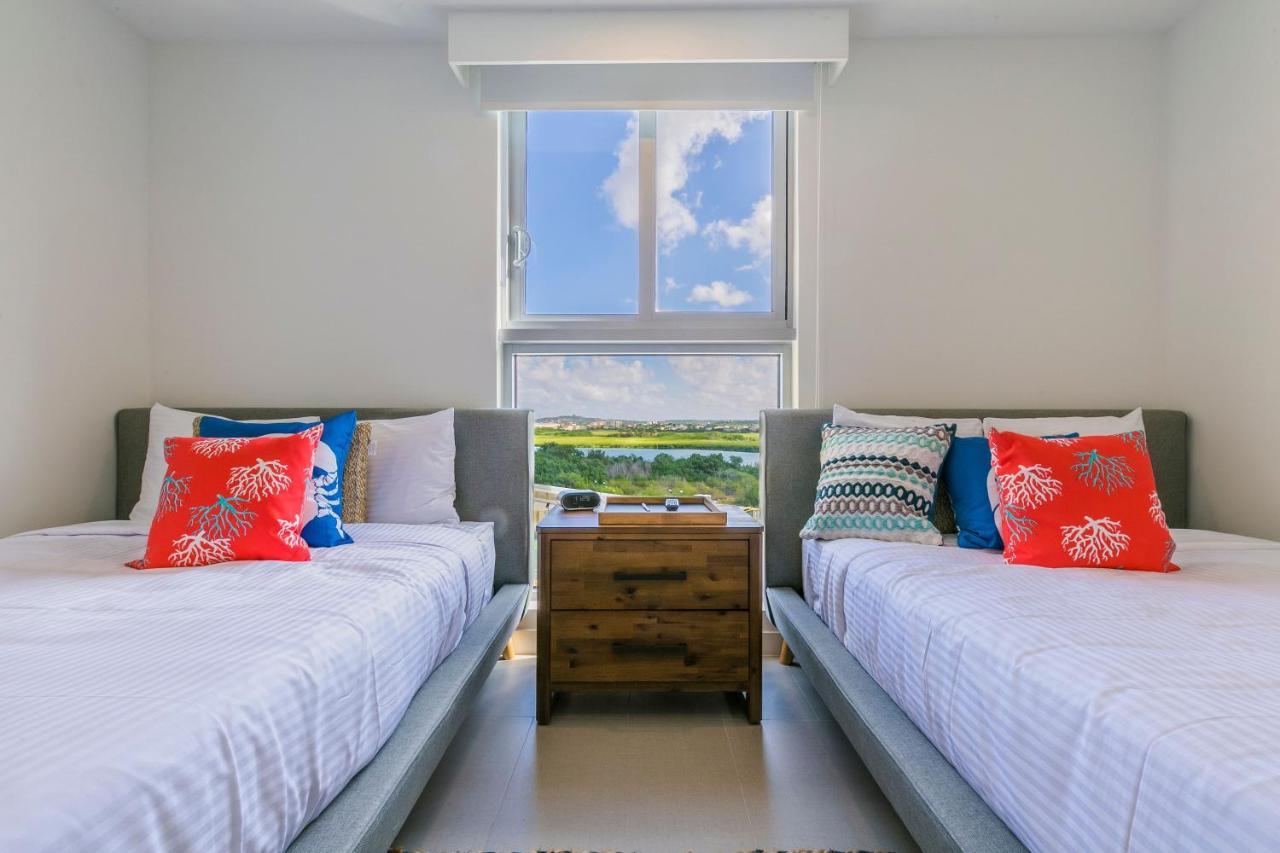 Azure Beach Residences Palm Beach Luaran gambar