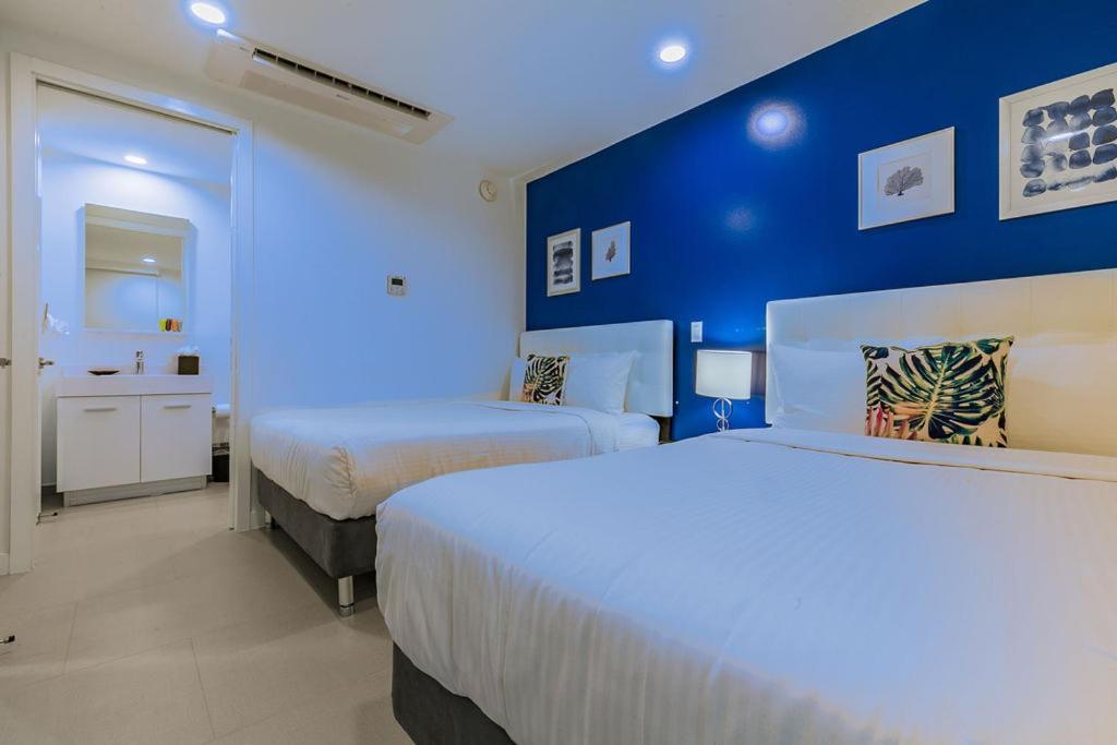 Azure Beach Residences Palm Beach Luaran gambar