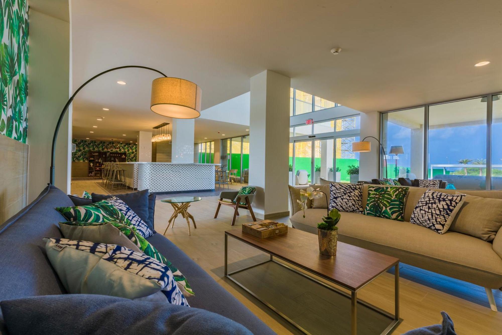 Azure Beach Residences Palm Beach Luaran gambar