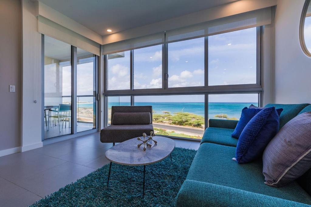 Azure Beach Residences Palm Beach Luaran gambar