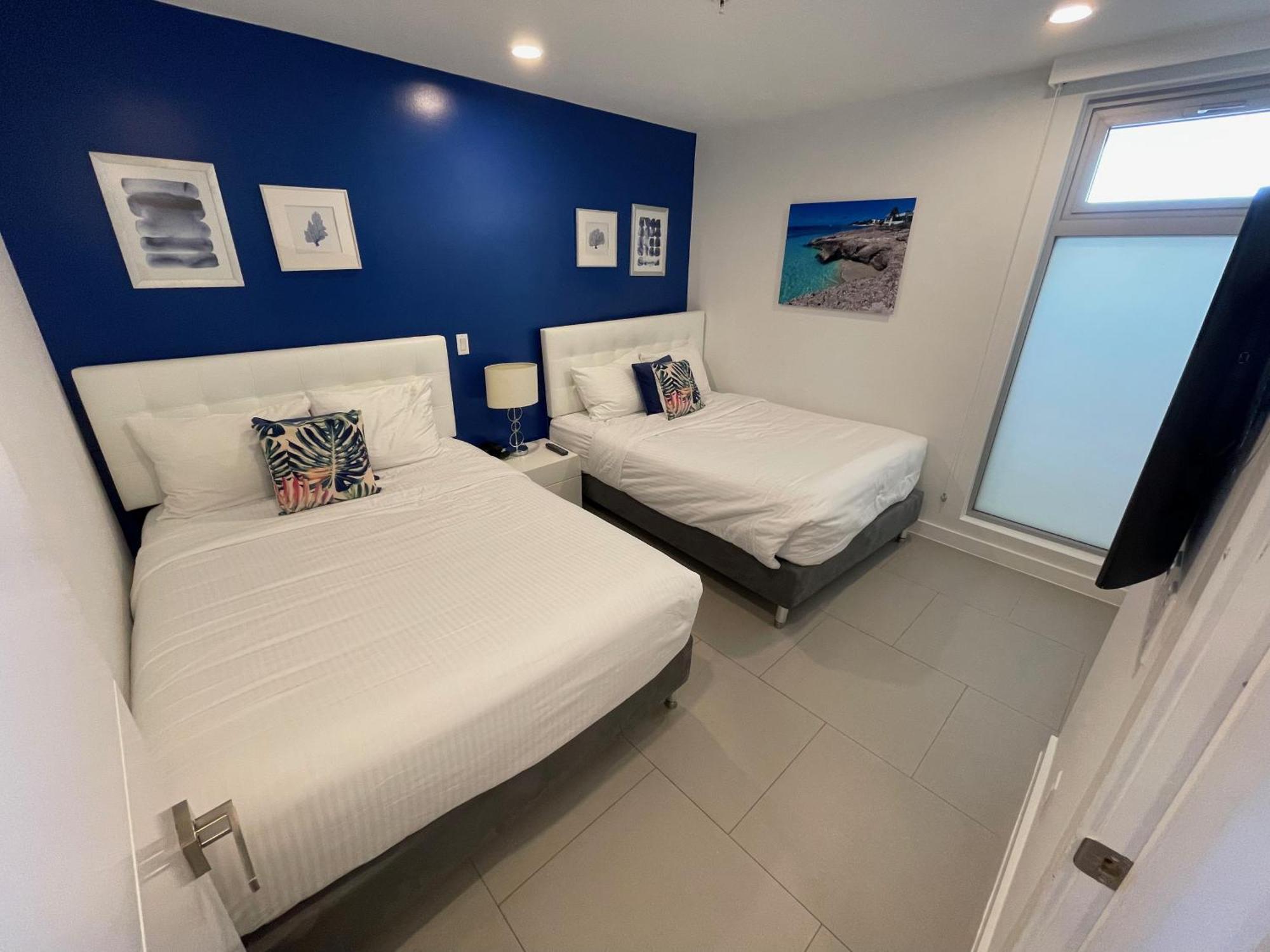 Azure Beach Residences Palm Beach Luaran gambar